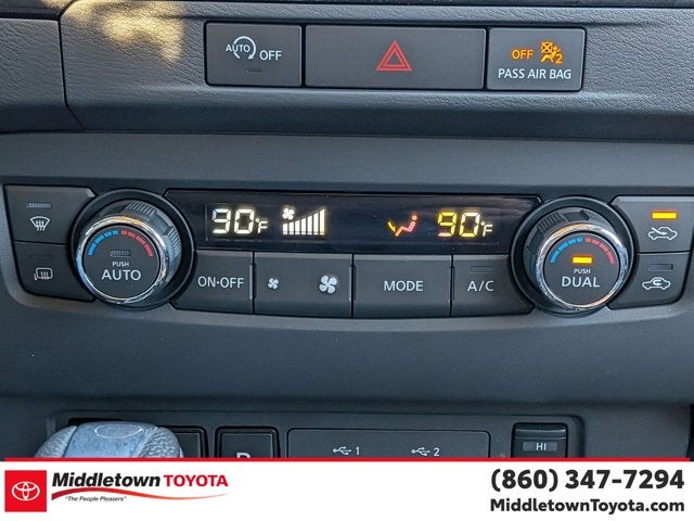 2024 Nissan Frontier SV