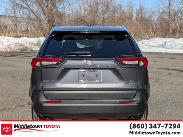 2024 Toyota RAV4 LE