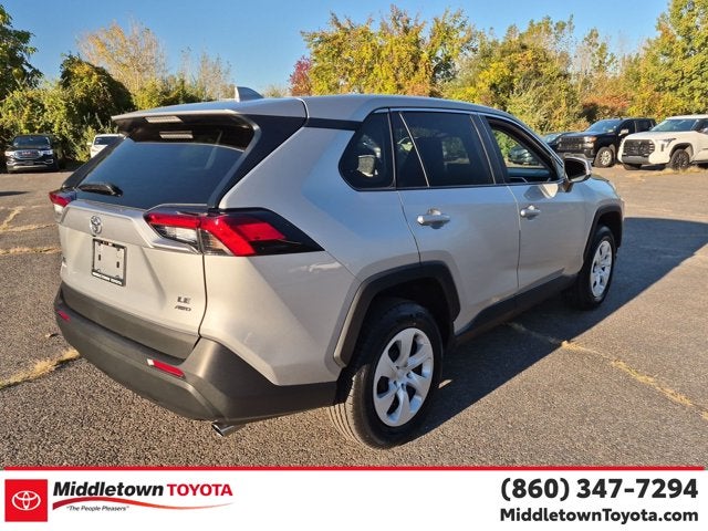 2025 Toyota RAV4 LE