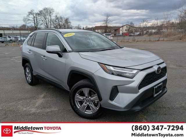2025 Toyota RAV4 XLE