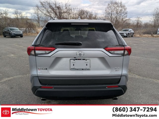 2025 Toyota RAV4 XLE