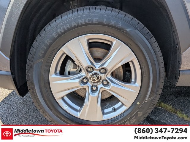 2024 Toyota RAV4 XLE