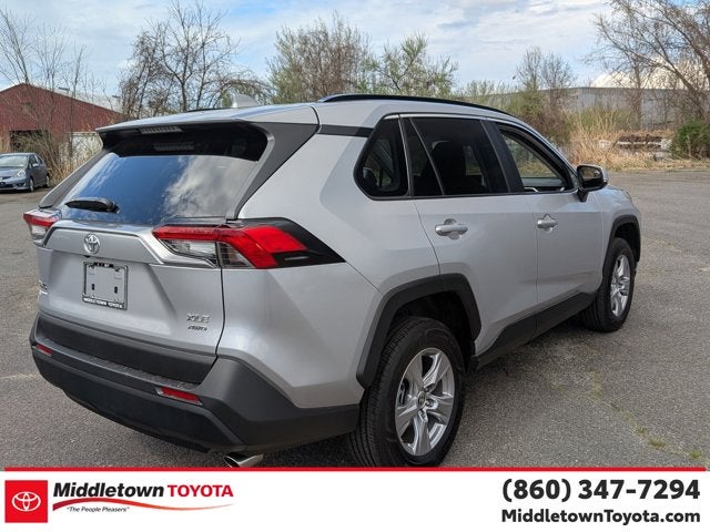 2025 Toyota RAV4 XLE