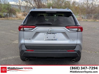 2025 Toyota RAV4 XLE