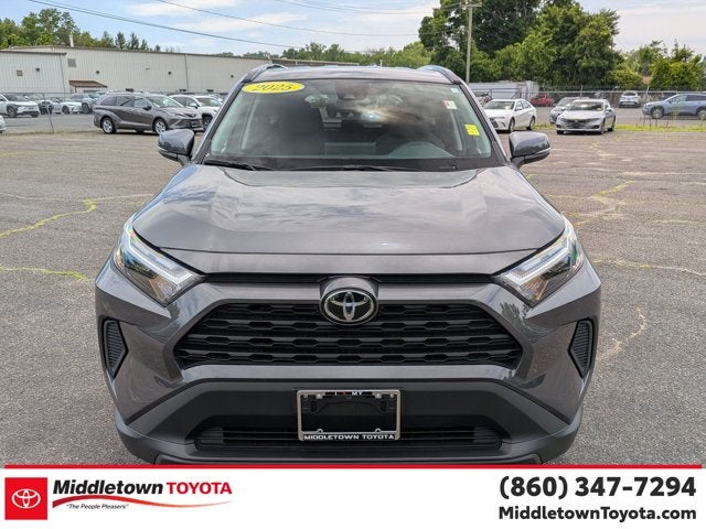 2025 Toyota RAV4 XLE