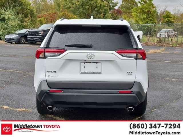2025 Toyota RAV4 XLE