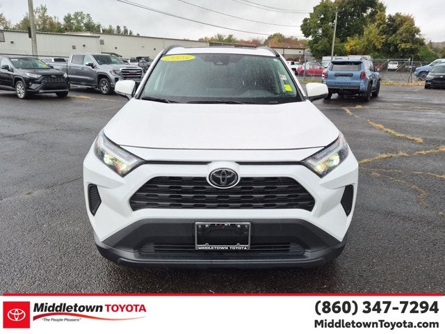 2025 Toyota RAV4 XLE