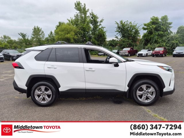 2025 Toyota RAV4 XLE