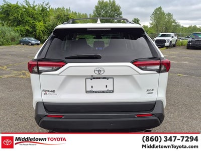 2025 Toyota RAV4 XLE
