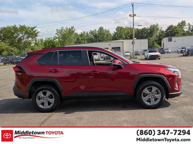 2025 Toyota RAV4 XLE