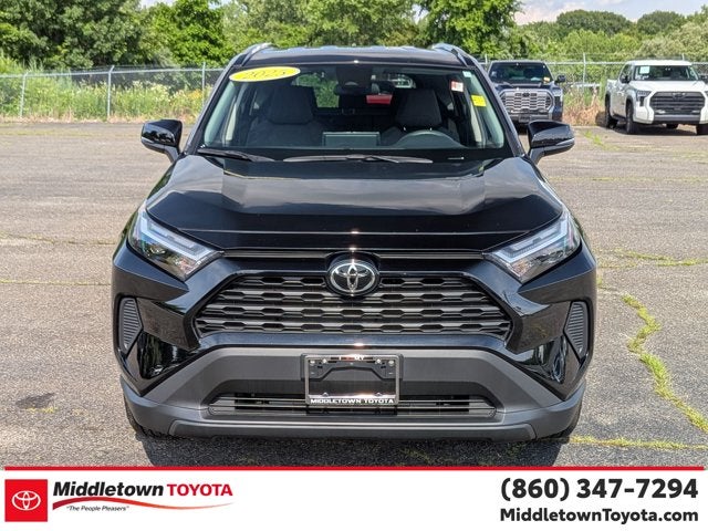 2025 Toyota RAV4 XLE