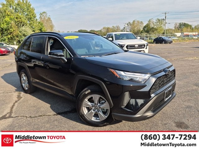 2025 Toyota RAV4 XLE