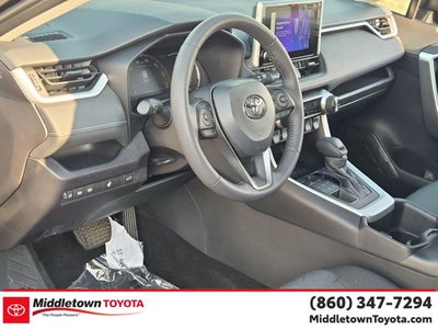 2025 Toyota RAV4 XLE