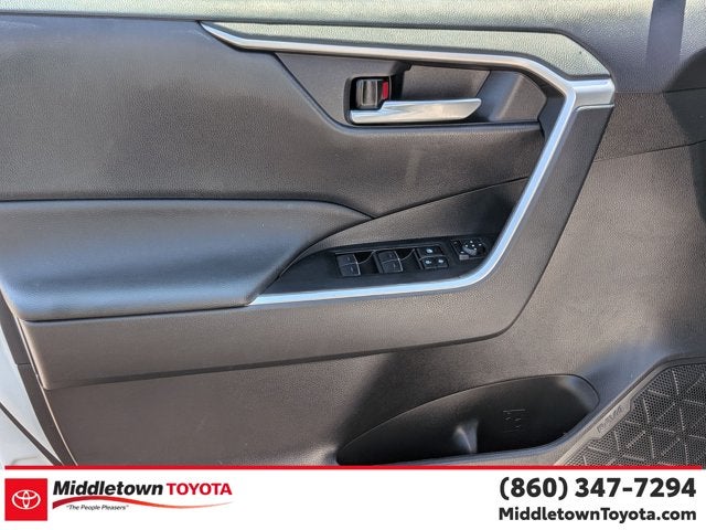 2024 Toyota RAV4 Hybrid SE