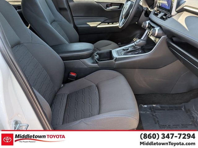 2024 Toyota RAV4 Hybrid SE
