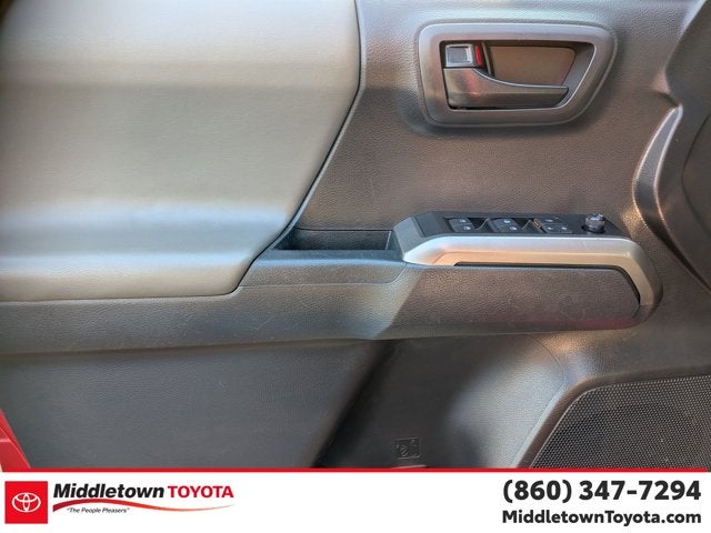 2022 Toyota Tacoma 4WD SR5