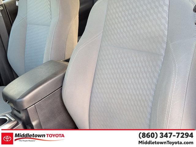 2022 Toyota Tacoma 4WD SR5