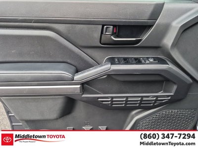 2025 Toyota Tacoma 4WD SR5