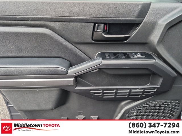 2025 Toyota Tacoma 4WD SR5