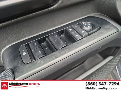 2025 Toyota Tacoma 4WD SR5