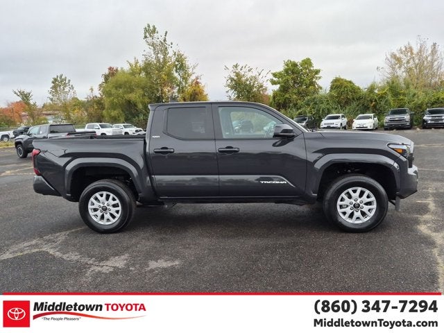 2025 Toyota Tacoma 4WD SR5