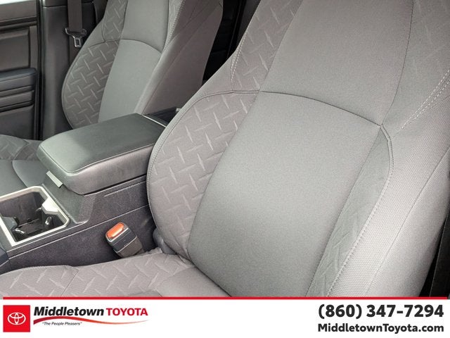 2025 Toyota Tacoma 4WD SR5