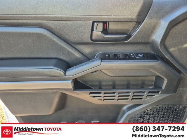 2025 Toyota Tacoma 4WD SR5
