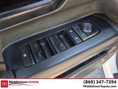 2025 Toyota Tacoma 4WD SR5