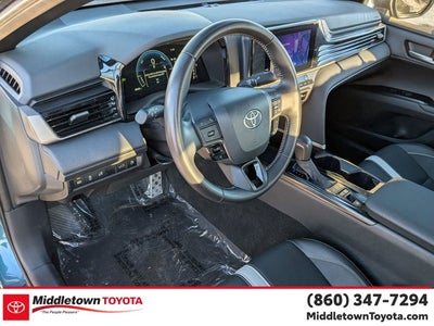 2025 Toyota Camry SE