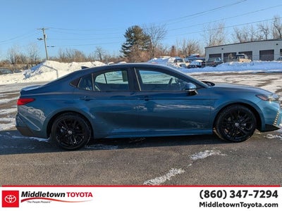 2025 Toyota Camry SE