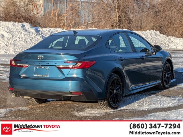 2025 Toyota Camry SE