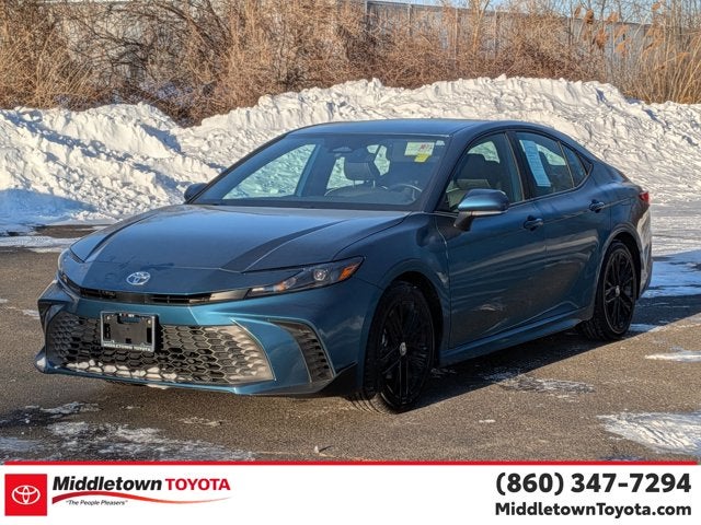 2025 Toyota Camry SE