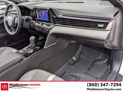 2025 Toyota Camry SE