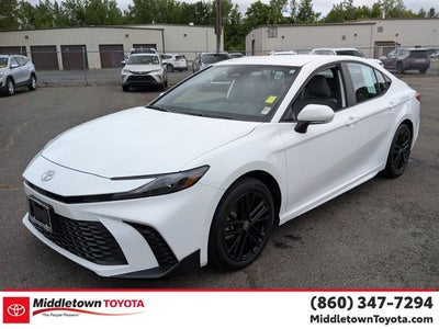 2025 Toyota Camry SE