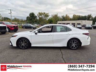 2024 Toyota Camry SE