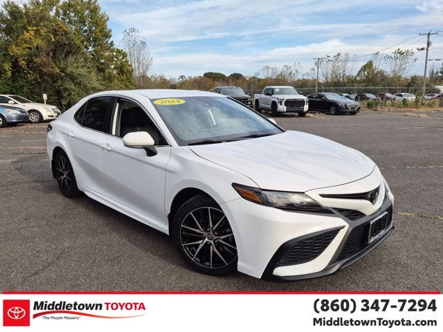 2024 Toyota Camry SE