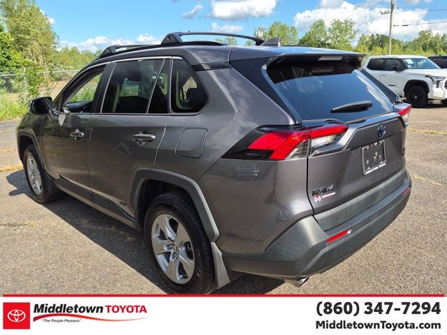 2022 Toyota RAV4 Hybrid XLE