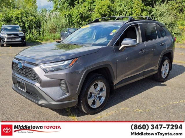 2022 Toyota RAV4 Hybrid XLE
