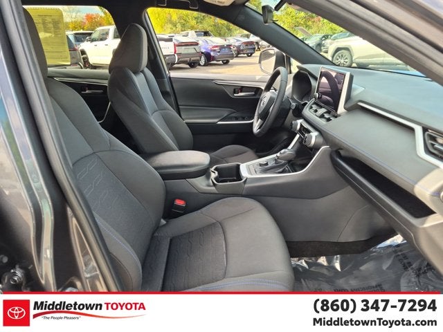 2024 Toyota RAV4 Hybrid SE