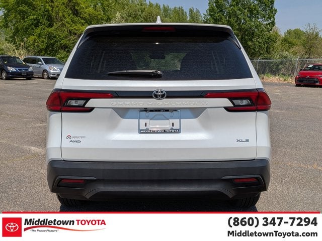 2024 Toyota Grand Highlander XLE