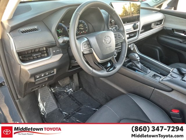 2026 Toyota Grand Highlander Hybrid LE
