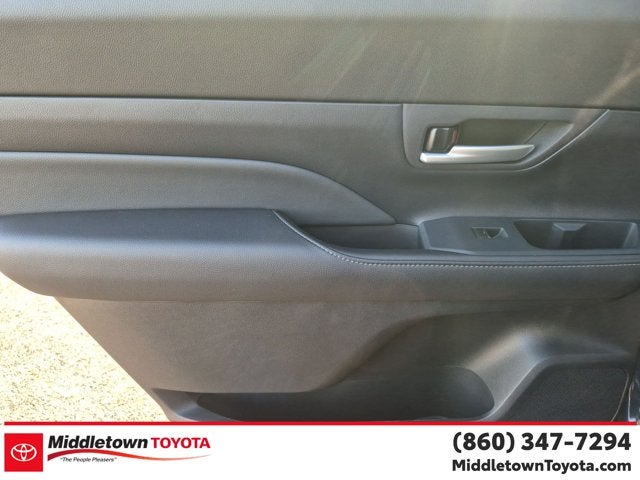2026 Toyota Grand Highlander Hybrid LE