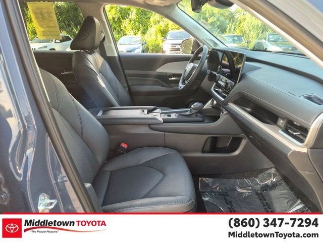2026 Toyota Grand Highlander Hybrid LE