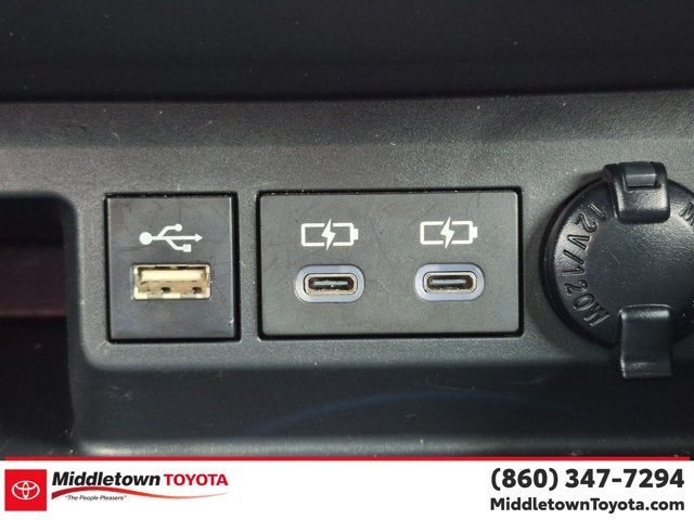 2023 Toyota Highlander Hybrid LE