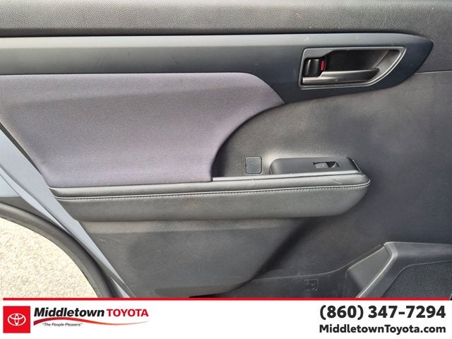 2023 Toyota Highlander Hybrid LE
