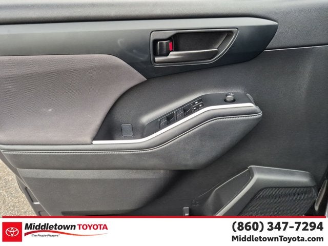 2023 Toyota Highlander Hybrid LE