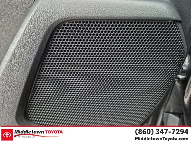 2023 Toyota Highlander Hybrid LE