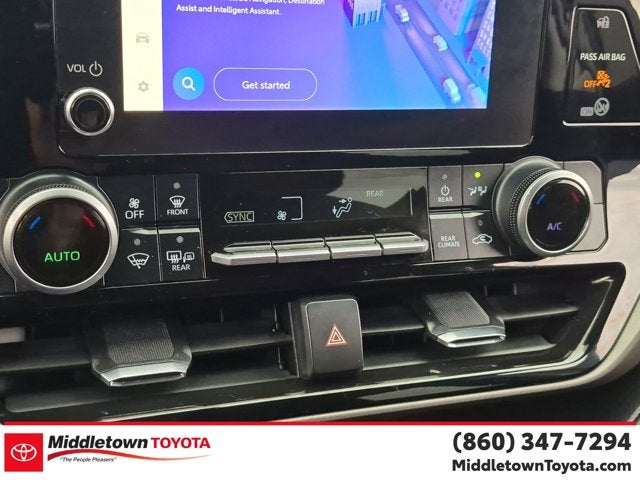 2023 Toyota Highlander Hybrid LE