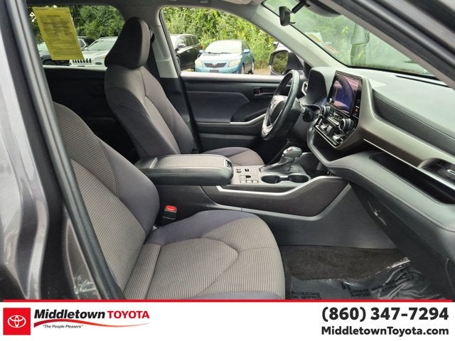 2023 Toyota Highlander Hybrid LE