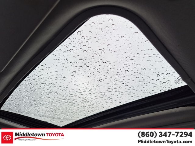 2025 Toyota Sienna LE